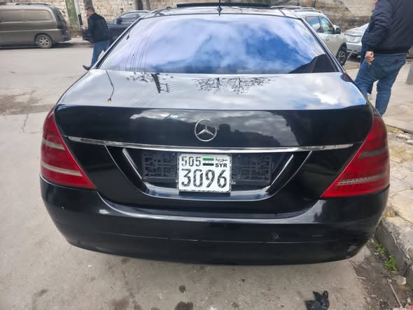 مارسيدس S-Class 2010 - صورة 2