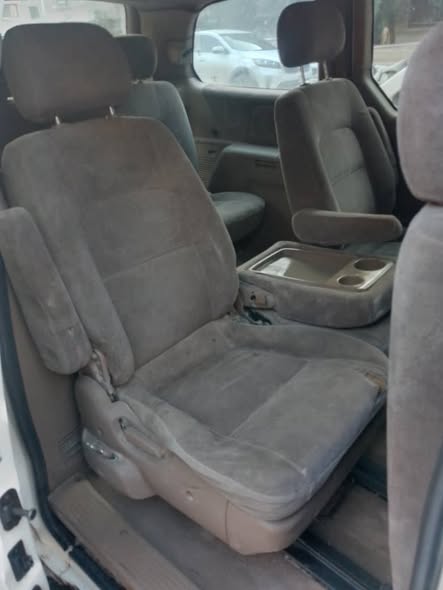 كيا كرنفال 2005 - صورة 4