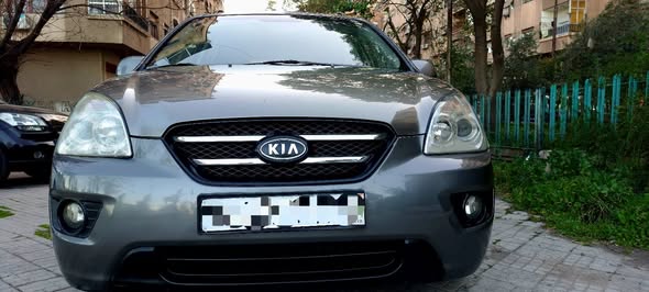 كيا كارينز 2009 - صورة 4