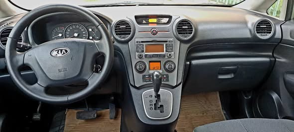 كيا كارينز 2009 - صورة 5