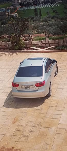 هيونداي افانتي 2011 - صورة 3