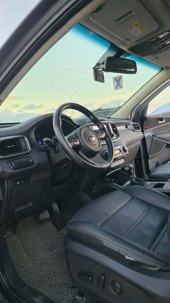 كيا سيرنتو 2015 - صورة 5