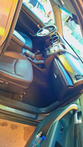 كيا سورينتو 2011 - صورة 5