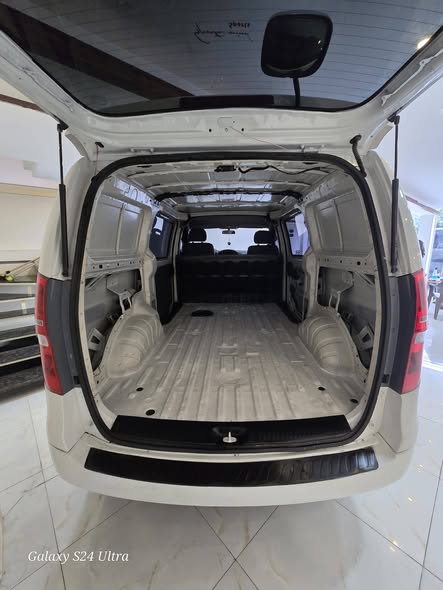 هيونداي اتش 1 2011 - صورة 2