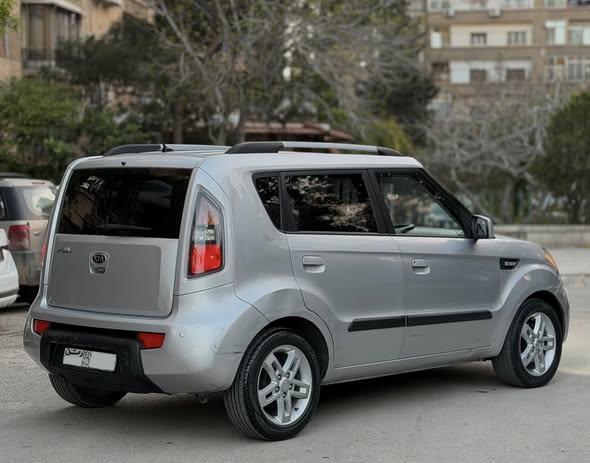 كيا سول 2010 - صورة 2