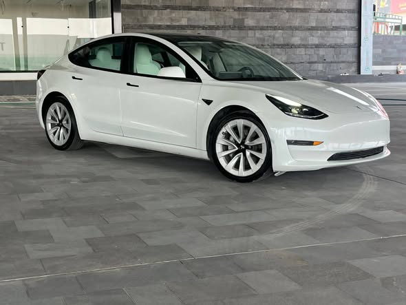 تيسلا موديل 3 2025 - صورة 2