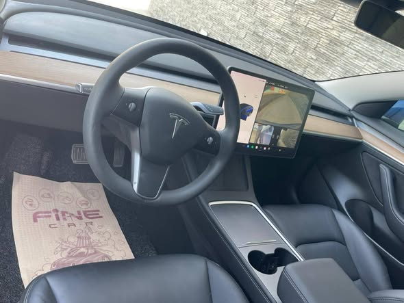 تيسلا موديل 3 2025 - صورة 5
