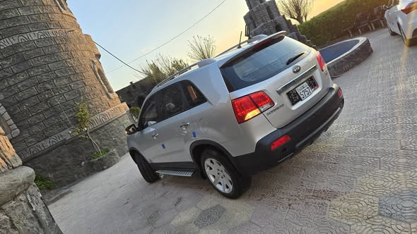 كيا سيرنتو 2010 - صورة 4