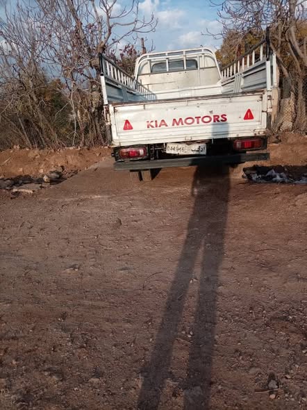 كيا بونغو 2002 - صورة 5