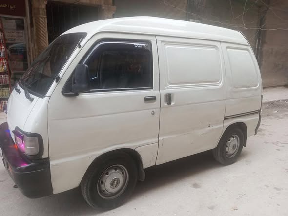 كيا تاونر 2002 - صورة 4