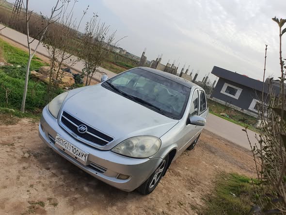 ليفان 520 2008 - صورة 1