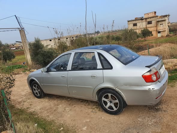 ليفان 520 2008 - صورة 3