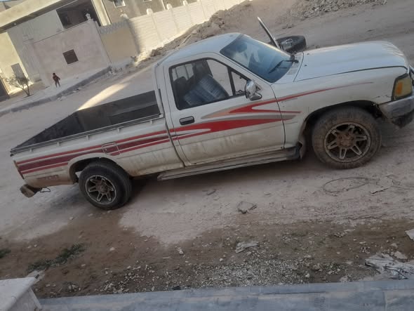 تويوتا بيك أب 1992 - صورة 2