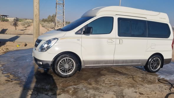 هيونداي اتش 1 2012 - صورة 2