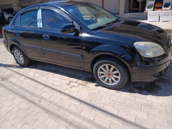 كيا ريو 2010 - صورة 3