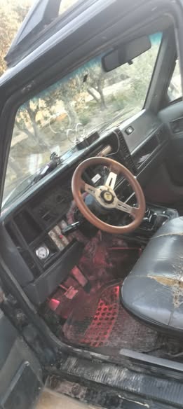 جيب شيروكي 1999 - صورة 4