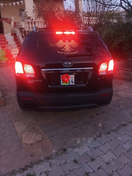 كيا سورينتو 2010 - صورة 5