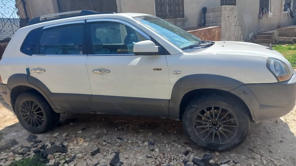 هيونداي توسان 2004