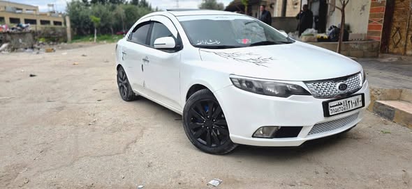 كيا فورتي 2011 - صورة 2