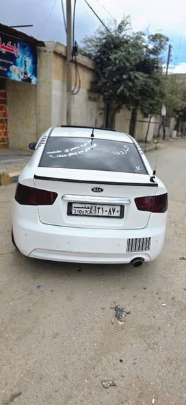 كيا فورتي 2011 - صورة 3