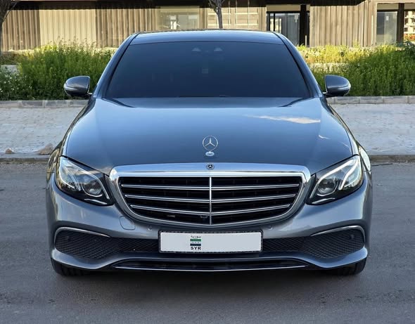 مرسيدس اي 300 2019 - صورة 1