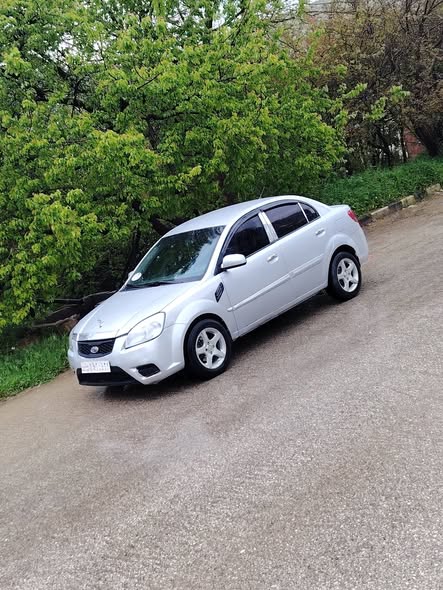 كيا ريو 2006 - صورة 5