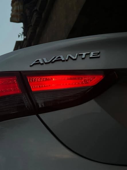 هيونداي افانتي 2014 - صورة 4