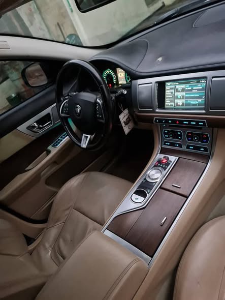 جاكوار XF 2015 - صورة 2