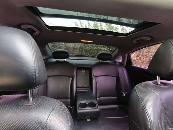 هيونداي سوناتا 2010 - صورة 3