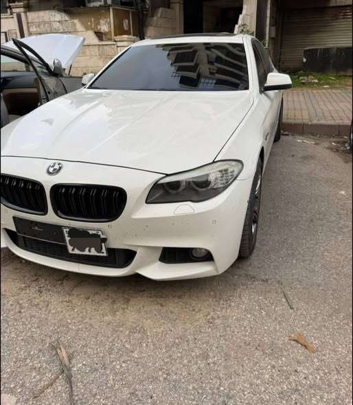 بي إم دبليو 528i 2013 - صورة 3