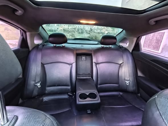 هيونداي سوناتا 2010 - صورة 2