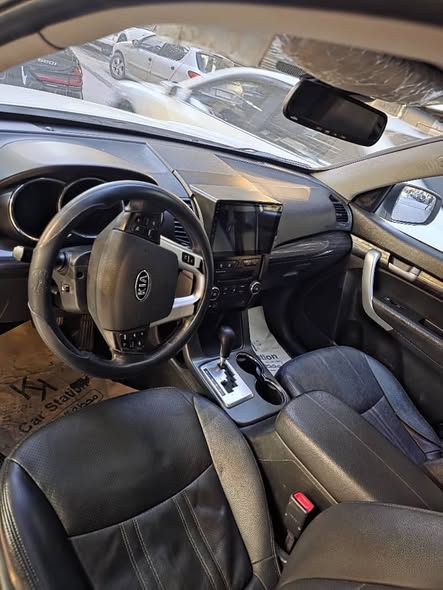 كيا سيرنتو 2012 - صورة 3