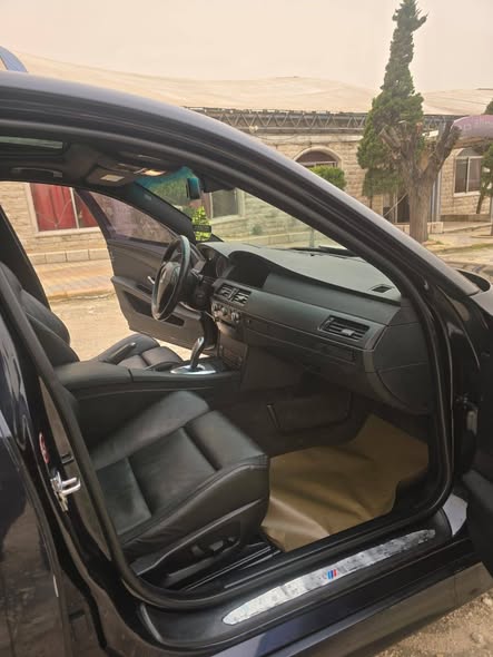 بي ام دبليو 5 Series 2009 - صورة 3