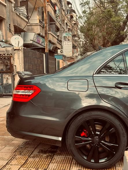 مرسيدس E350 2012 - صورة 4