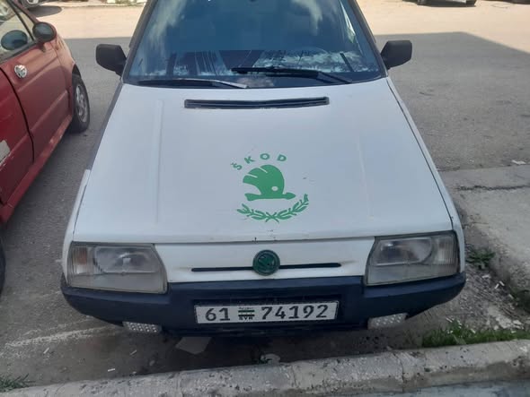 سكودا بيك آب 1995 - صورة 4