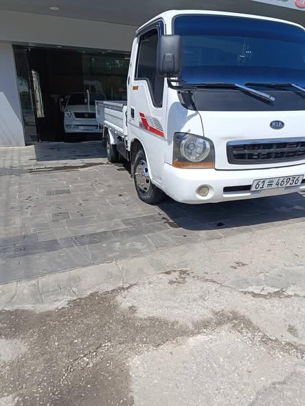 كيا بونغو 2002 - صورة 4