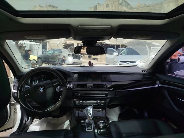 بي إم دبليو 520 2013 - صورة 2