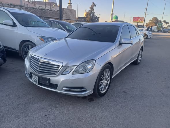 مرسيدس E300 2011 - صورة 1