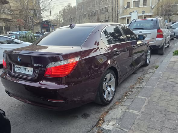 بي إم دبليو 525 2008 - صورة 2