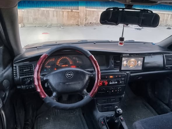 أوبل فكترا 1999 - صورة 4