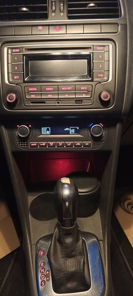 فولكس فاجن بولو 2015 - صورة 5