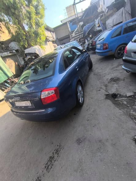 اودي A4 2002 - صورة 2