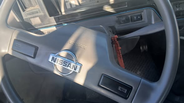 نيسان أورفان 1997 - صورة 4