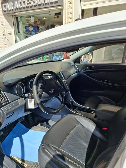 هيونداي سوناتا 2011 - صورة 2