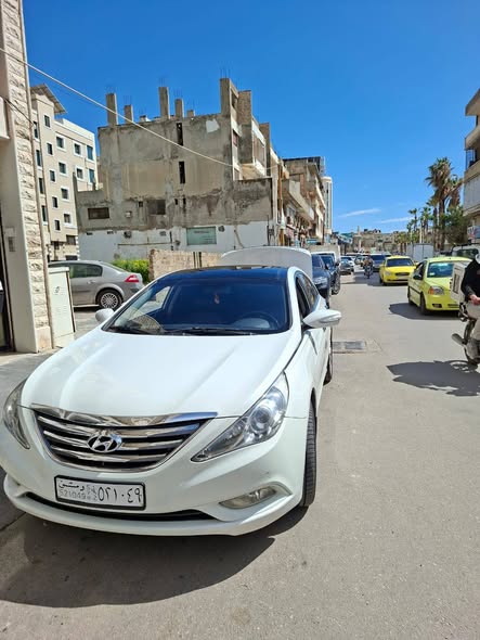 هيونداي سوناتا 2011 - صورة 4