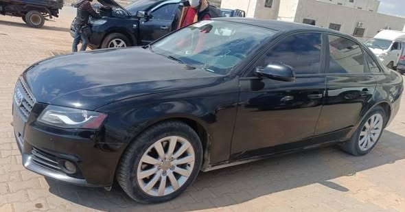 أودي A4 2012 - صورة 4