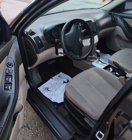 هيونداي آفانتي 2009 - صورة 4