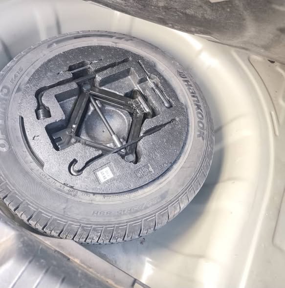 هيونداي آفانتي 2009 - صورة 5