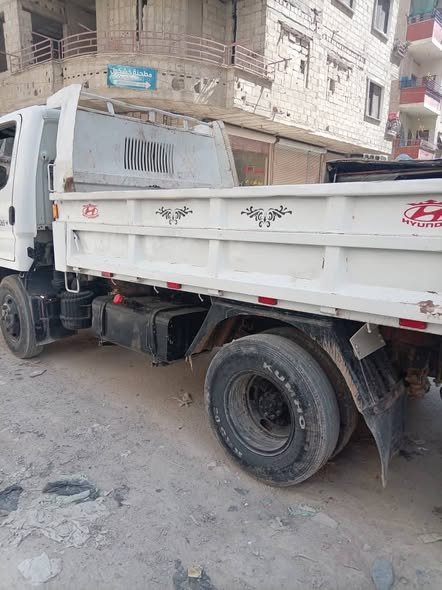 هيونداي HD65 2004 - صورة 1