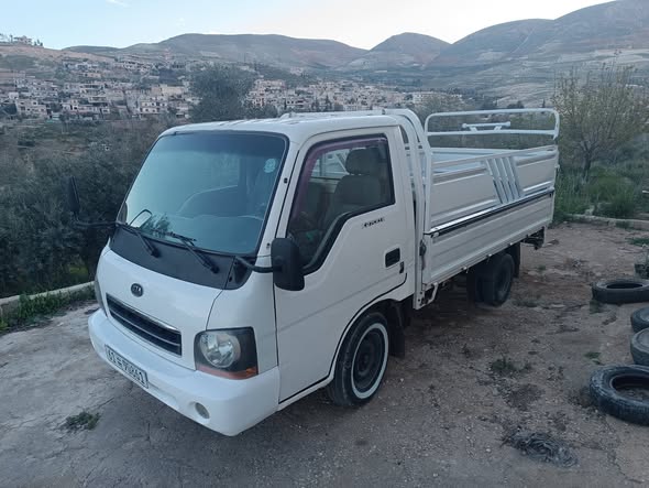 كيا بونغو 2003 - صورة 1